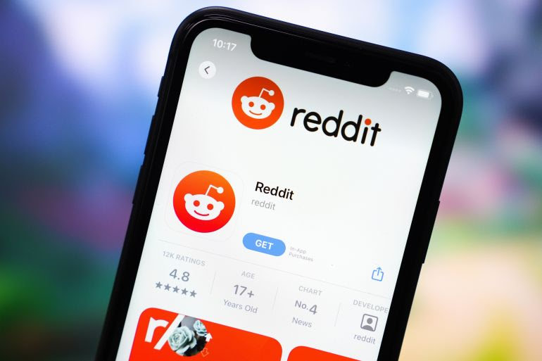 Subreddits protests API changes on Reddit 