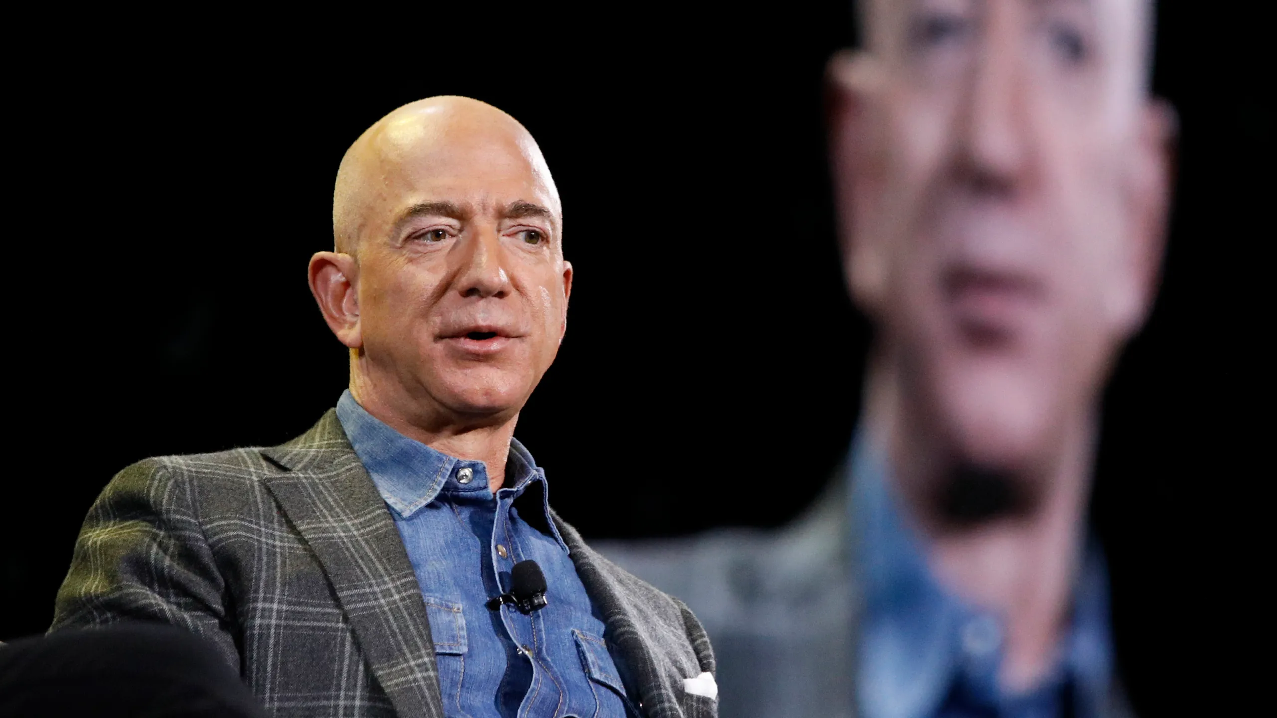 Jeff Bezos sells billions of pounds worth of Amazon stock