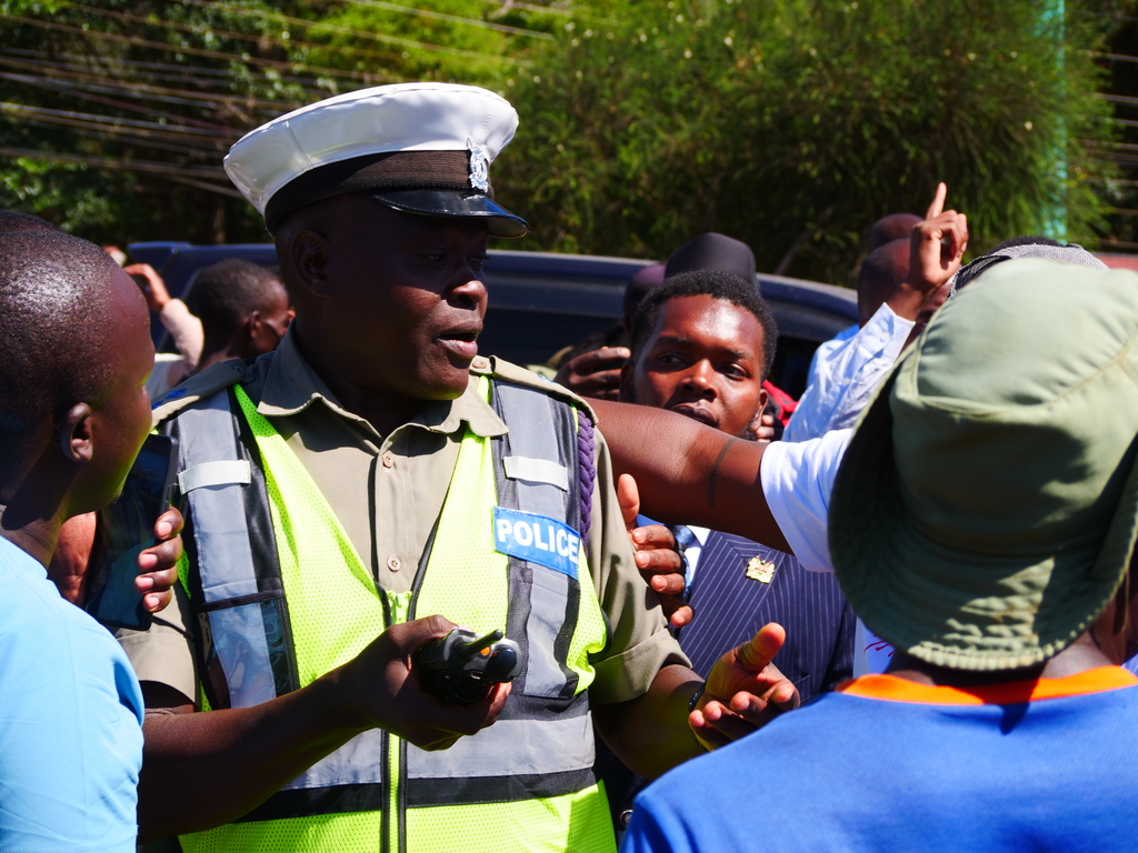 Protesters storm Kenyan streets after blogger arrested for defamation dies in police custody 